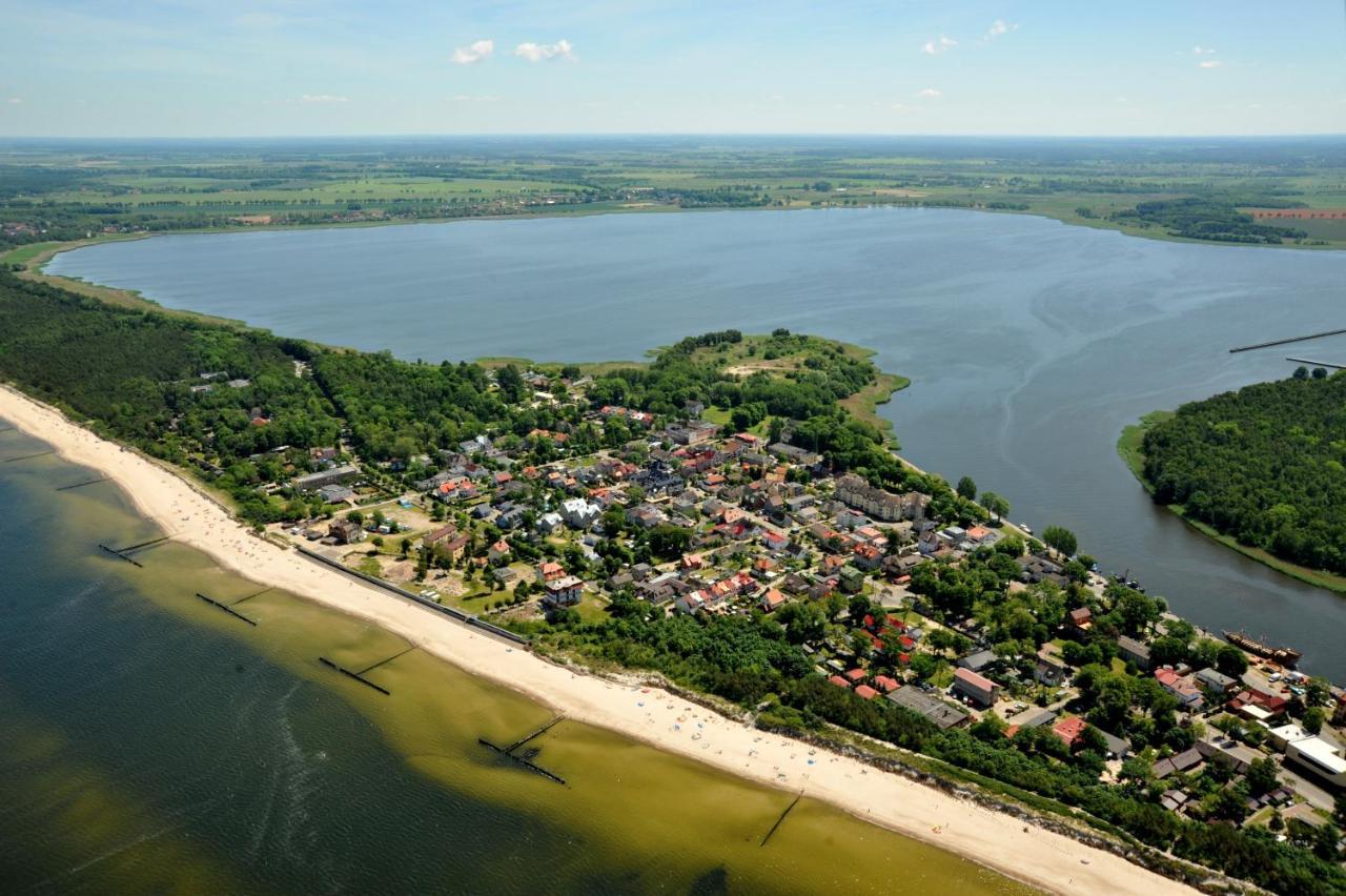 Avila Park & Spa Дзивновек Екстериор снимка