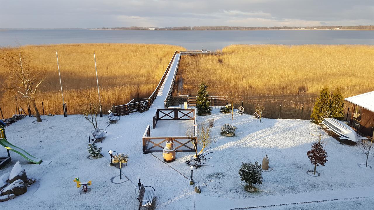 Avila Park & Spa Дзивновек Екстериор снимка